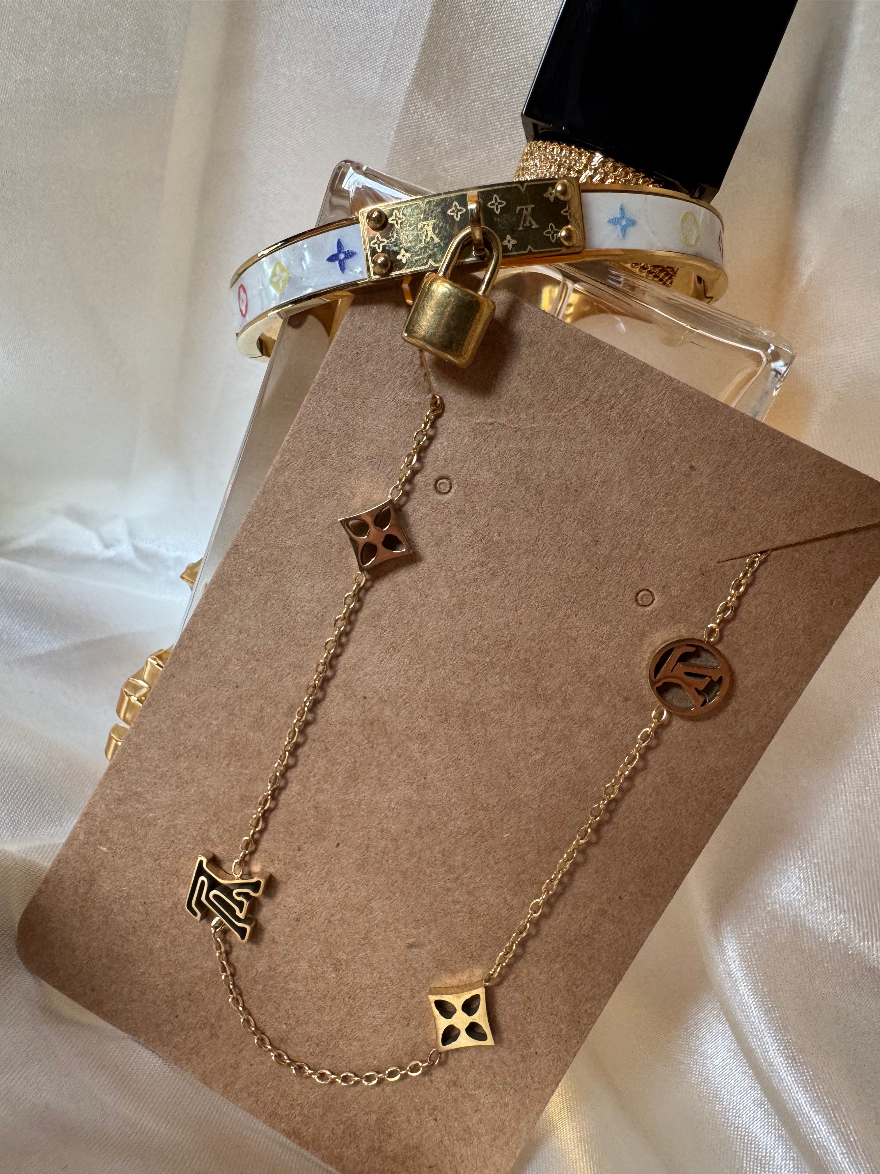 Necklace&Bangle